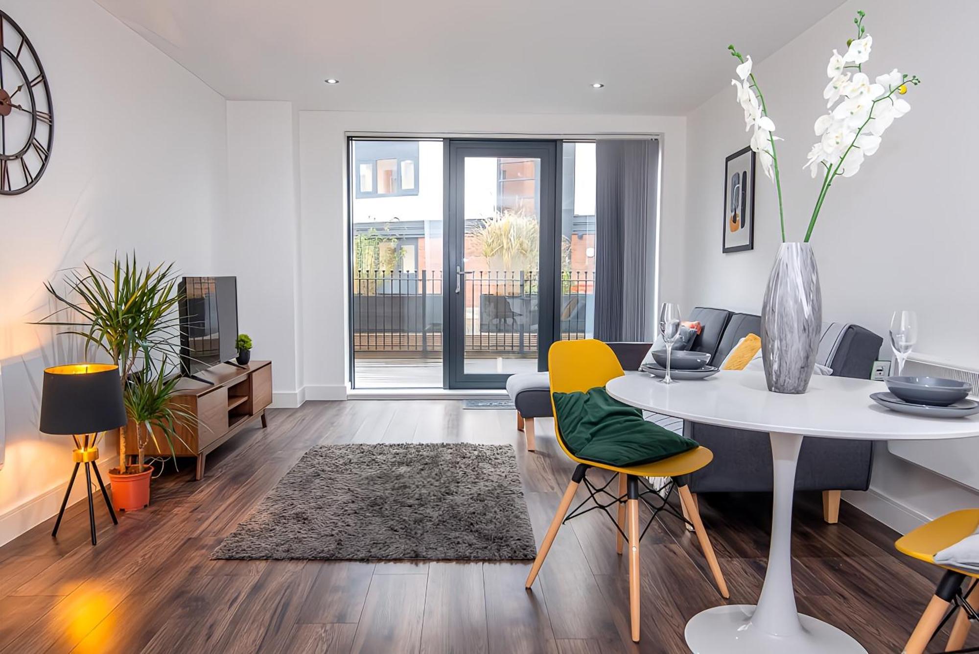 Stunning Apartment In Бирмингем Номер фото