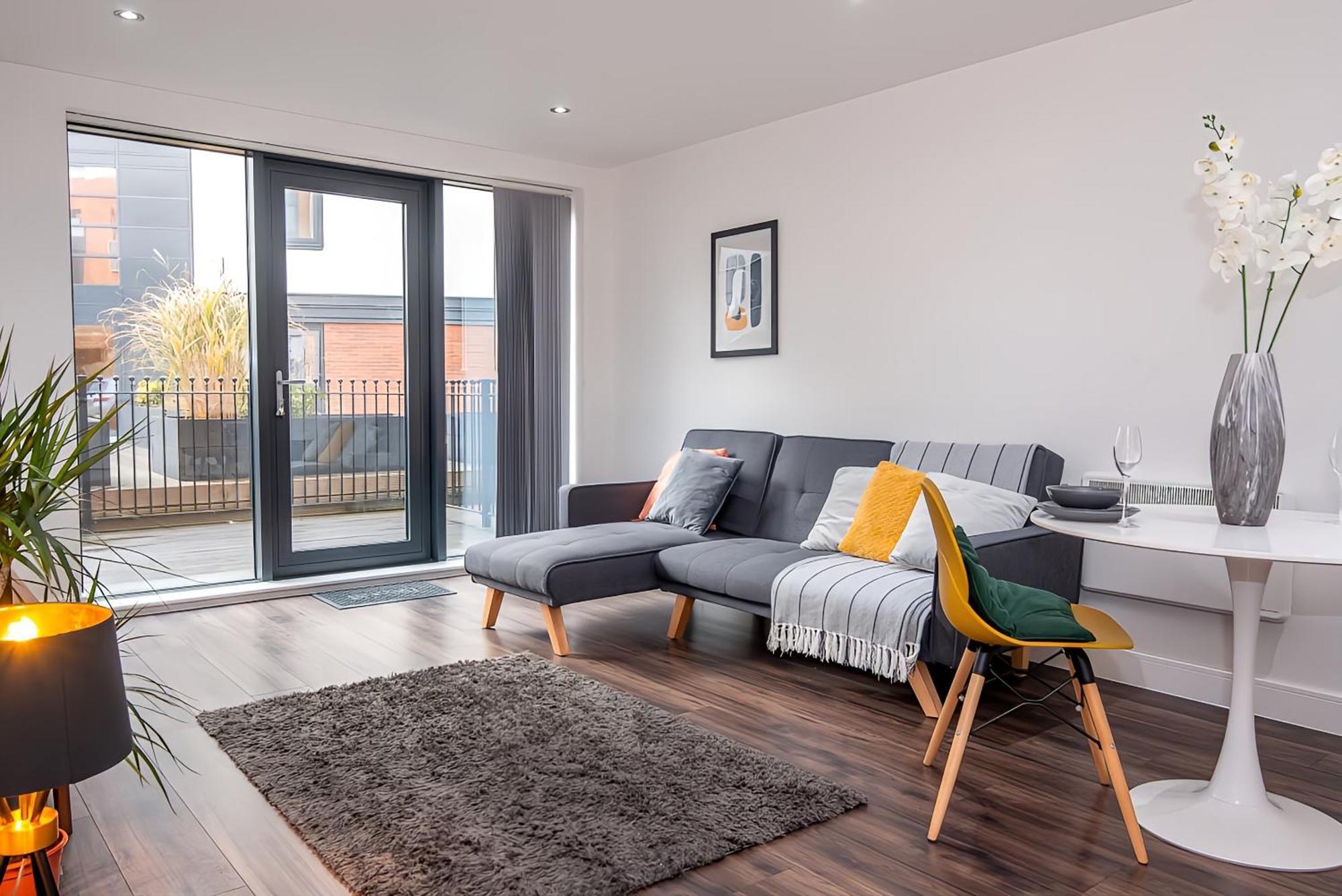 Stunning Apartment In Бирмингем Номер фото